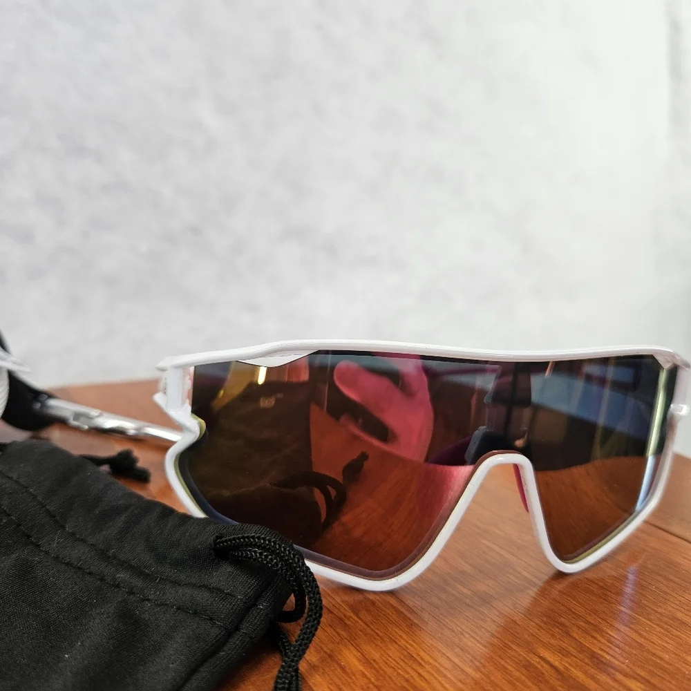 DUCO Kids Sports Youth Lightweight Frame UV Polarized Sunglasses White &‎ Pink